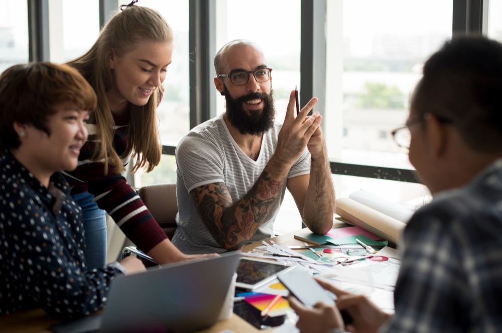 5 metas urgentes que todo profissional precisa alcançar para ter sucesso na carreira